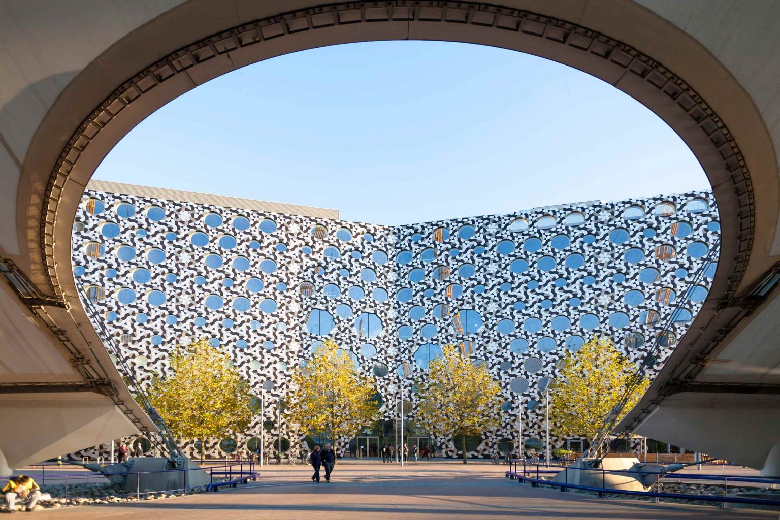 Ravensbourne University London. AKT II