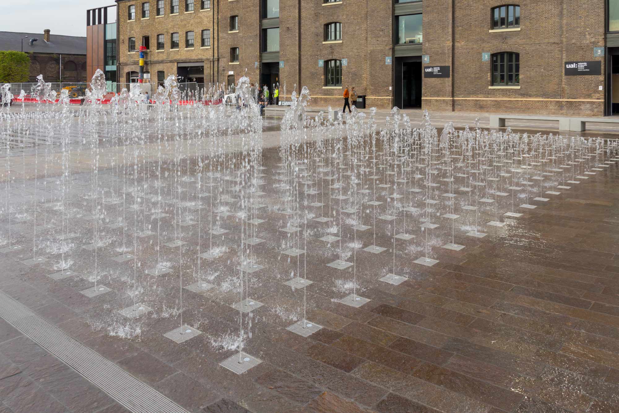 Granary square water fountain, London