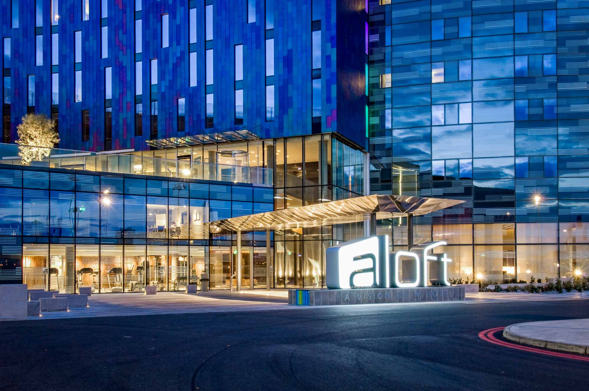 Aloft London Excel – entrance